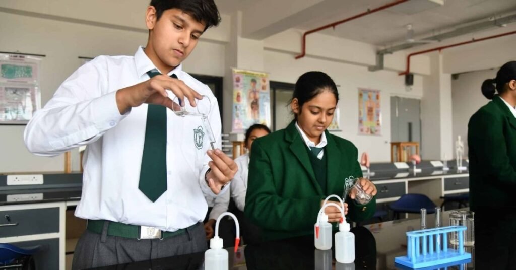 How Do School Laboratories Help Students Learn Better