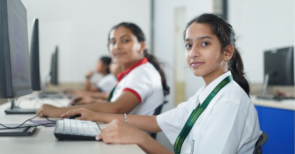 12 Effective Personality Development Tips for Students