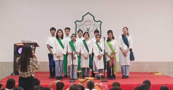 singing-and-dancing-performances